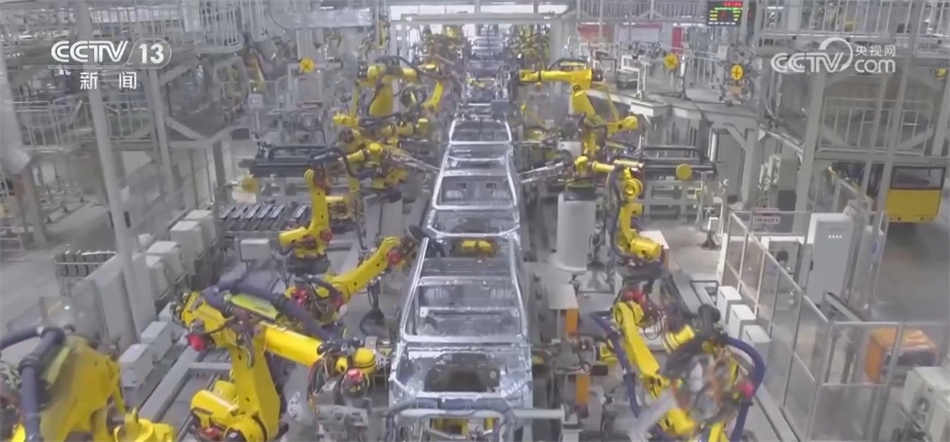 九游娱乐：赋能千行百业工业互联网让数字化“看得见、够得着、走得远”(图2)