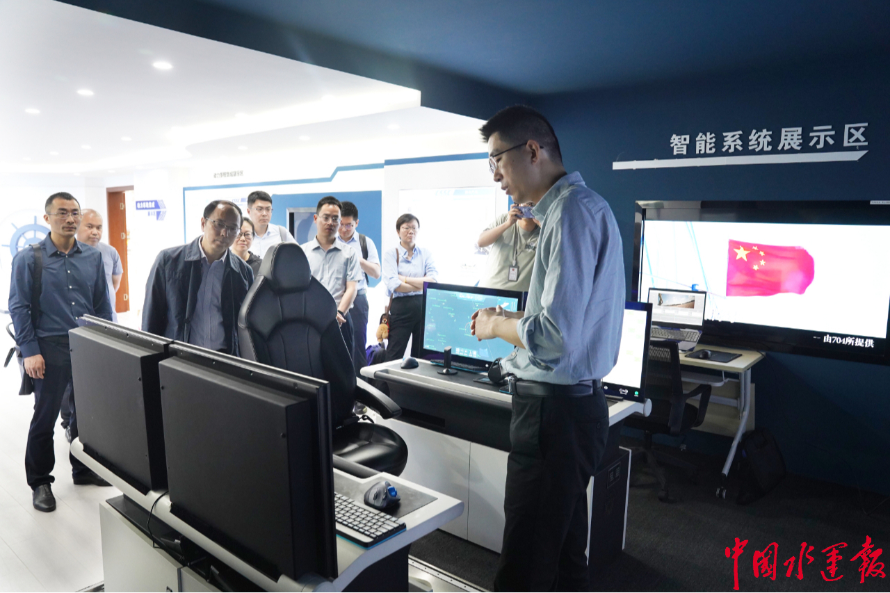 九游娱乐网站：中国首次消防拖轮无人化智能远控测试圆满成功(图4)