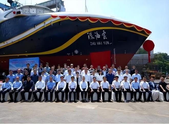 九游娱乐平台：全球首艘智能无人系统母船在中国广州下水了美国直呼科幻航母(图1)