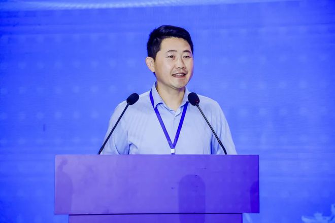 九游娱乐平台：第三届铁水联运发展论坛、第七届全球贸易与集装箱运输大会举行2024铁水联运优秀案例发布(图19)