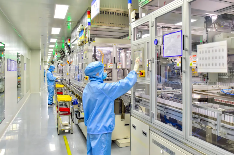 九游娱乐平台：释放“5G+工业互联网”倍增效应长虹新能源产销能力全球领先(图3)