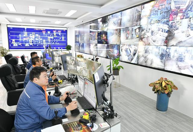 九游娱乐：“硬核钢铁”穿上“绿色新衣”看“5G+工业互联网”在这里如何融合(图1)