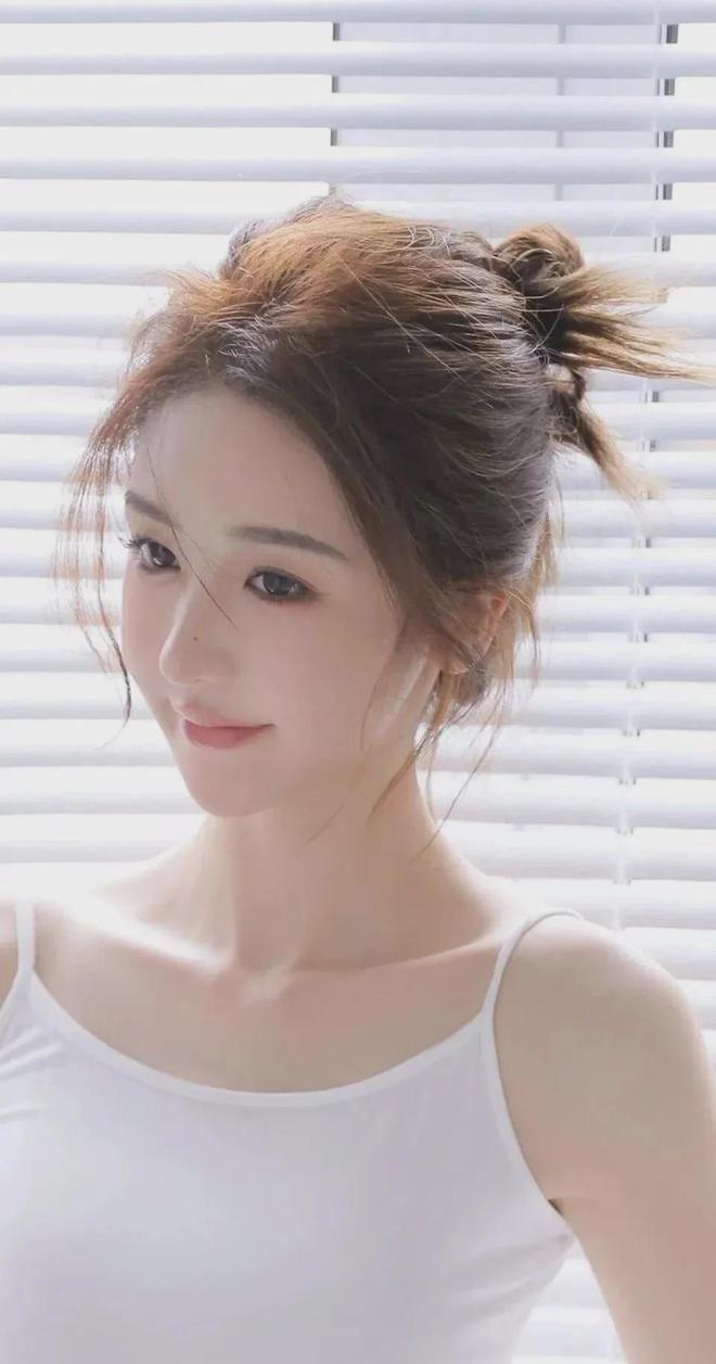 九游娱乐平台：欧美老女人人（中国）iosAndroid通用版APP最新版(图1)
