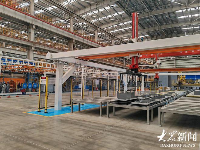 九游娱乐：黄河行纪｜中国“智”造新能源船如何改写内河航运动力基因(图2)