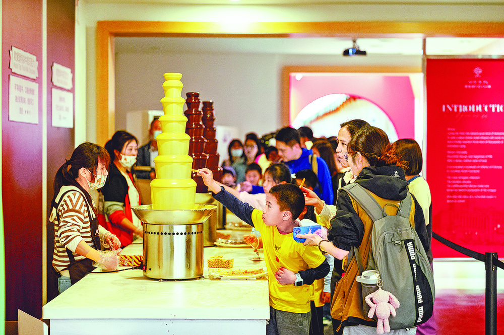 九游娱乐：生产线化为风景线浙江工业旅游从小众玩法升级为热门项目(图2)