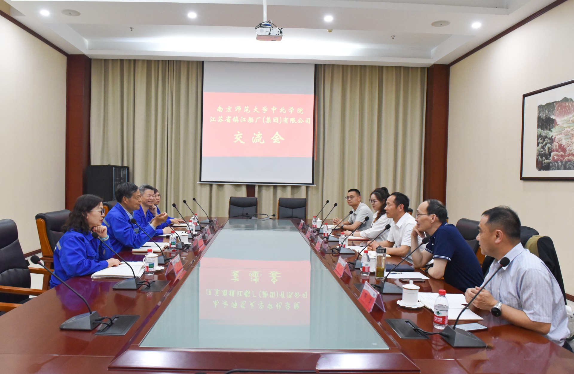 九游娱乐平台：深化产教融合协同育人机制建设——工学院赴江苏省镇江船厂（集团）有限公司开展校企合作专题调研考察(图3)