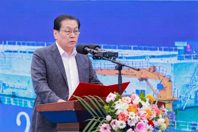 九游娱乐网站：全球首艘15万吨级智慧渔业大型养殖工船“国信1号2-1”在青岛交付运营(图6)