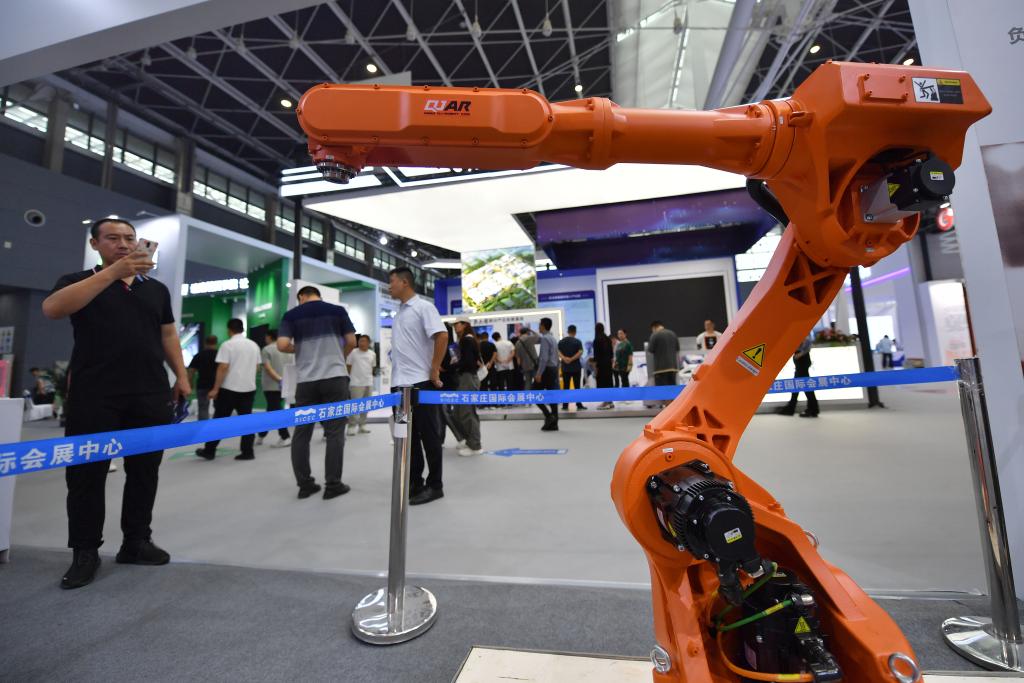 九游娱乐平台：当制造“牵手”网络：工业互联网究竟是张什么“网”？(图1)