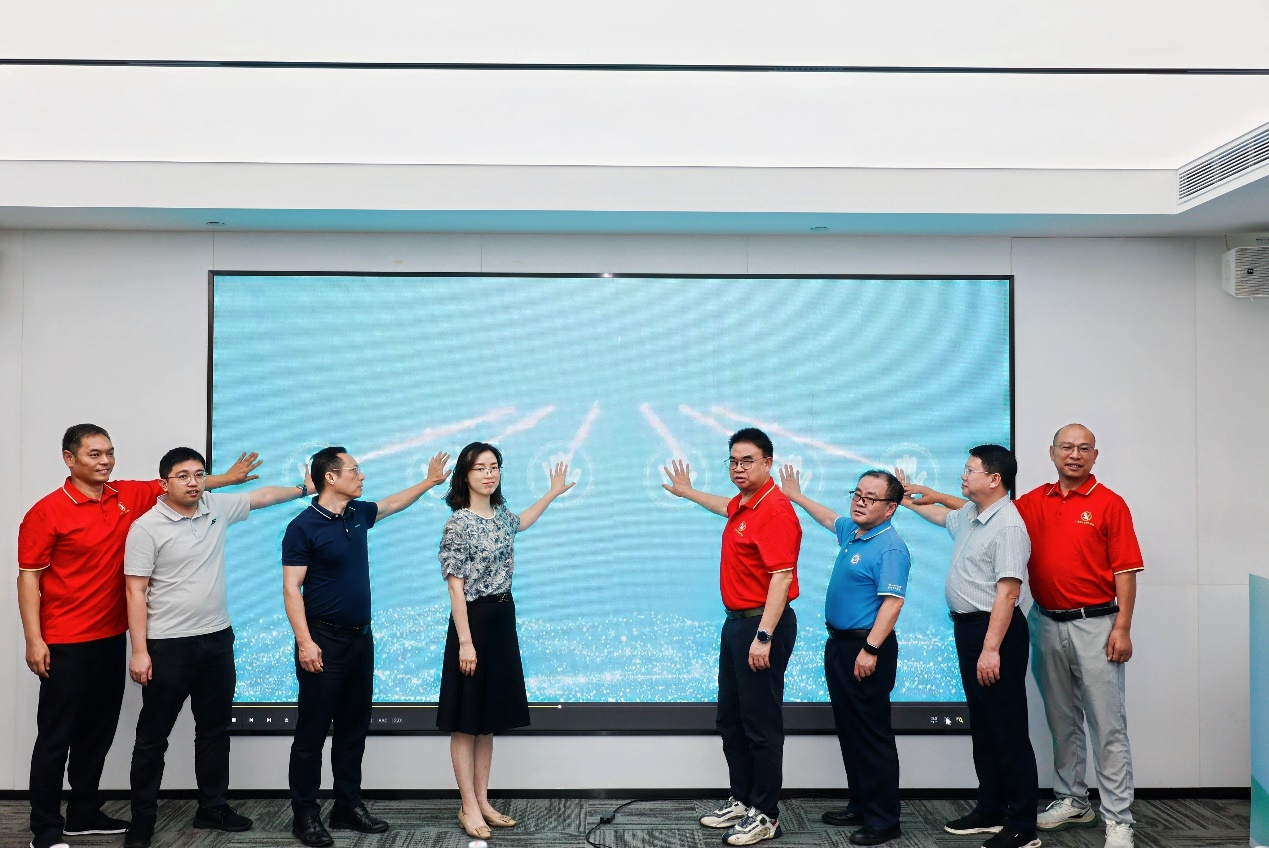 九游娱乐：智汇莞邑·共绘蓝图东莞工业软件创新发展大会贯通“政策链-创新链-人才链”三链融合新赛道(图8)