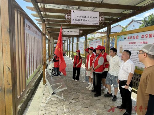 九游娱乐平台：在红色沃土中淬炼青春信仰——江西工商职业技术学院“匠心筑梦・星火传承”实践队在于都开展暑期大思政实践活动(图3)