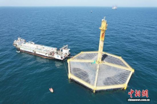 九游娱乐平台：海上新山东）锻造“国之重器”山东挺起海洋产业“硬脊梁”(图2)