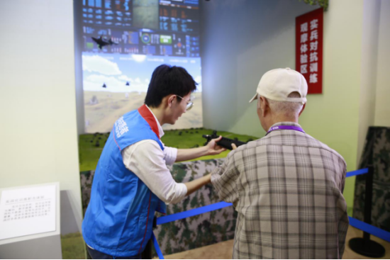 九游娱乐：“砥砺奋进的五年”大型成就展：科技创新助力大国崛起(图7)