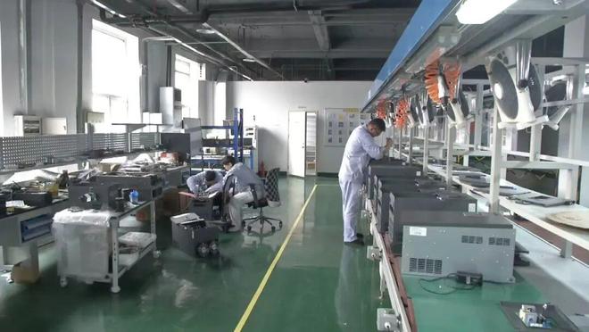 九游娱乐网站：智能匹配7小时内搞定75万订单德易云如何重塑金普工业互联网生态？(图1)