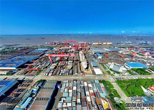 九游娱乐:双船坞并进八批次领跑!外高桥造船“十四五”圆满收官(图1)