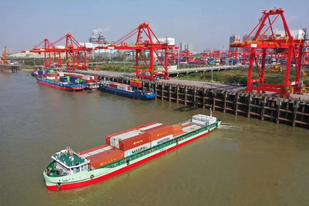 九游娱乐:六省竞逐万亿内河航运中部大省出手了(图5)