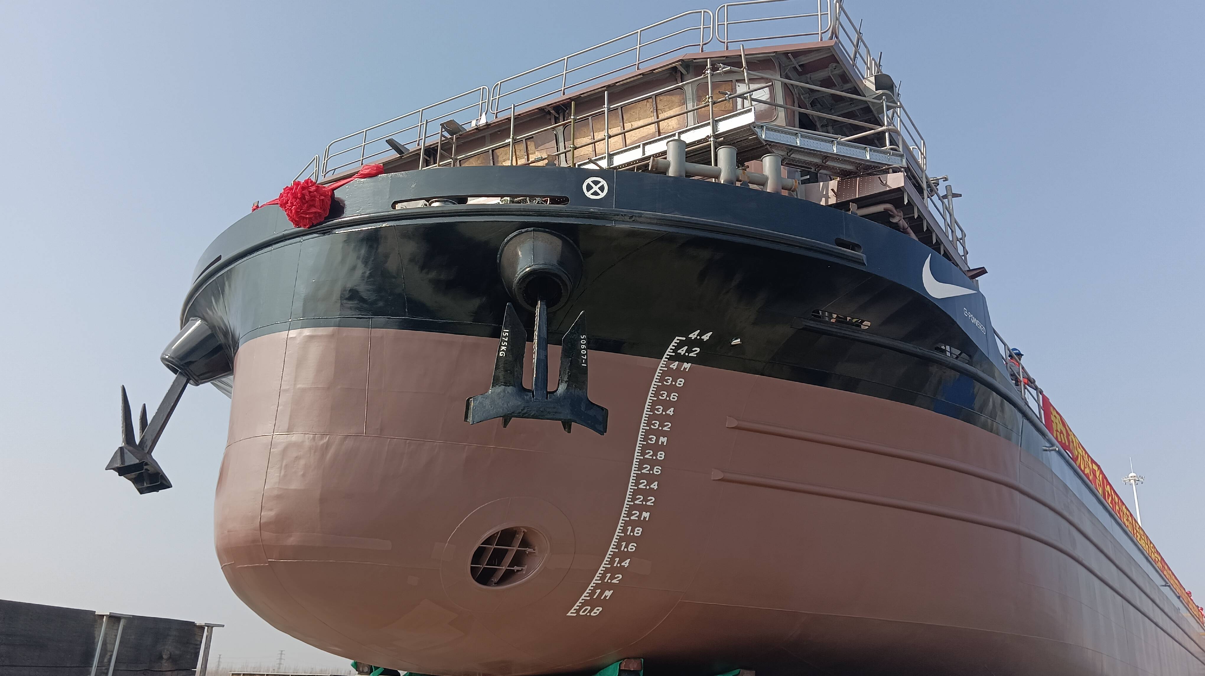 九游娱乐网站：国产首艘出口纯电内河船今日下水中国“绿舟”驶向国际市场(图2)