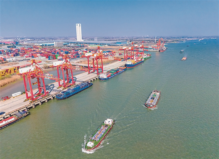 九游娱乐：智能航运通达五洲——新质生产力引领我国航运产业高质量发展(图3)